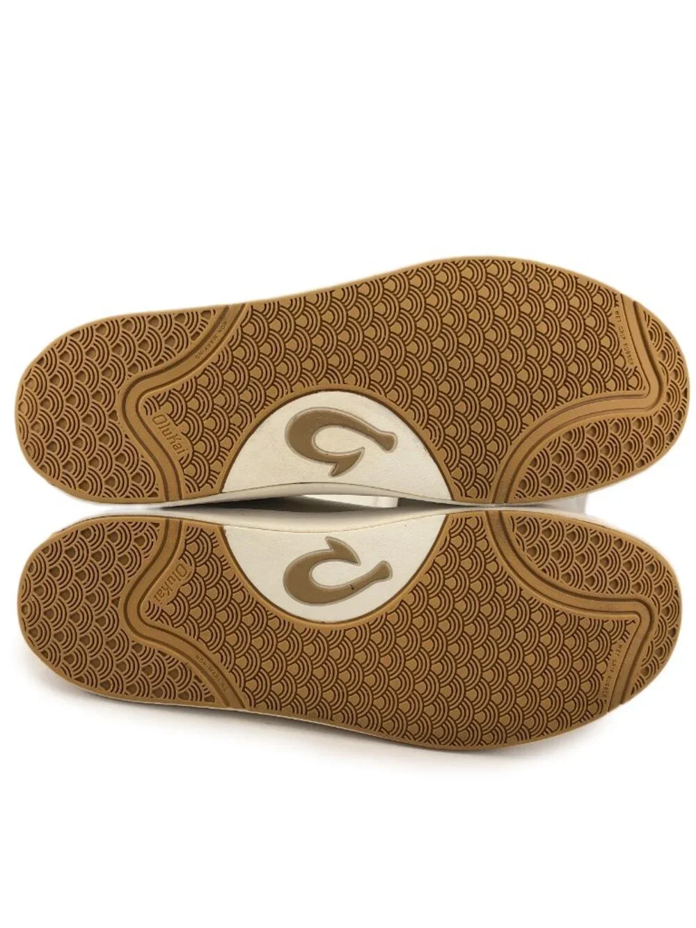 OluKai Lae‘ahi Li ‘Ili Drop-In Heel Leather Sneakers 9.5